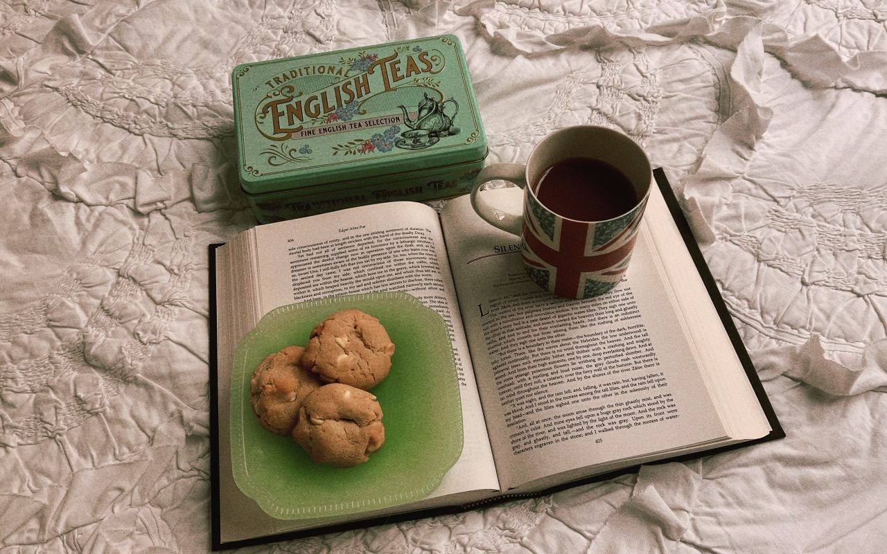 White Chocolate Macadamia Nut Cookies