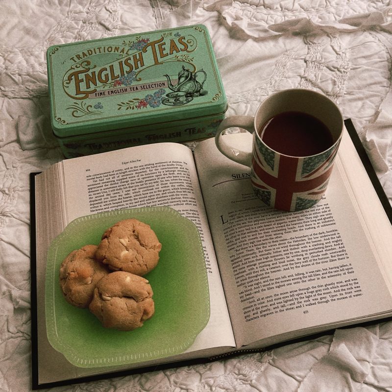 White Chocolate Macadamia Nut Cookies